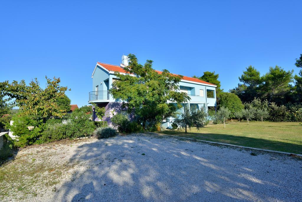 פטרצ'אנה Sara Apartments מראה חיצוני תמונה